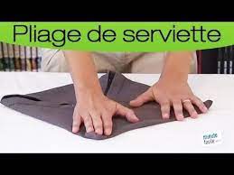 Le pliage de serviette en papillon à 2 couleurs vous a toujours intrigué ? Pliez Vos Serviettes En Forme De NÅud Papillon Youtube