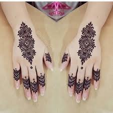 Eid 2020 Mehndi Collocation Easy And Stylish Girls Mehndi Design Collocation How To Apply Mehnd In 2020 Mehndi Designs For Hands Kashee S Mehndi Designs Mehndi Designs