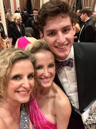 There are not enough words to describe how excited honored and happy I am  after last night. 🤩💃I won the Entrepreneur of excellence award for Fort  Worth Inc. magazine. I was with