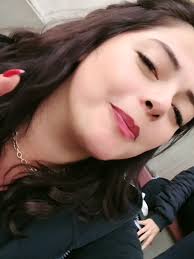 Edith Mena (@edith.menac)