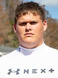 Connor Howes, Ole Miss, Offensive Tackle