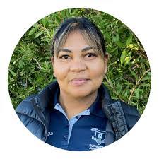 Heather Leggett's Instagram, Twitter & Facebook