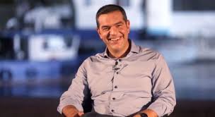 Θεωρεί ότι ο μόνος τρόπος να γλιτώσει είναι με το να στραφεί ο ένας εναντίον του άλλου. Th Mykono Episkeptetai Ayrio O Ale3hs Tsipras Embolos