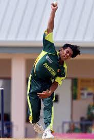 This video also shows how calm dhoni is as a person and when it's a game involving these two countries. Mohammad Sami Pakistan Pacer Who Was Extremely Quick And Equally Erratic Cricket Country