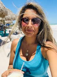 Went to the fund raiser today for AMI Turtle Watch, a fantastic  organization, at Hurricane Hanks. There were many silent auction donations,  all were amazing. The food was excellent and Hanks was