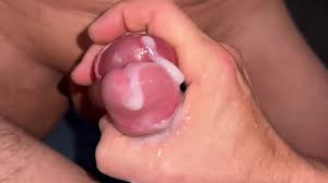 Zwei geile Schwänze spritzen