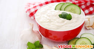Ich finde, dass jeder sein tzatziki selber machen sollte. Veganes Tzatziki Einfach Selber Machen Cashews Tofu