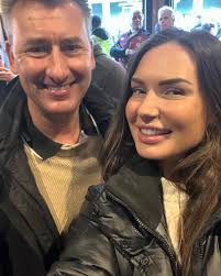 Natalie Glover (@propertyfinancebroker) • Instagram photos and videos