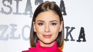 Klaudia halejcio na swoim instagramie zamieściła wpis na temat pokoju swojej córeczki. Klaudia Halejcio Pozuje W Bieliznie Pokazala Cialo Tuz Po Porodzie Widac Blizne Po Cesarskim Cieciu Zdjecia Magazyn Rmf Fm