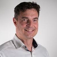 Donald Kuiper's Instagram, Twitter & Facebook