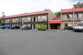 Try to find a better motel. Americas Best Value Inn Kelso Kelso Aktualisierte Preise Fur 2021