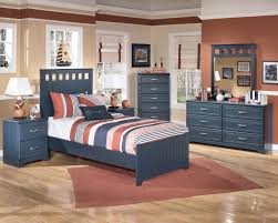 See the top reviewed local furniture and accessory manufacturers and showrooms in houston, tx on houzz. Leo 4 Piece Panel Bedroom Set In Blue
