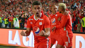 El américa de cali —conocido como américa— es un club de fútbol colombiano fundado el 13 de febrero de 1927 en la ciudad de cali.es considerado uno de los clubes más grandes y populares de colombia y uno de los más importantes en sudamérica. America De Cali Vs Gremio En Vivo Online Via Espn Y Facebook Watch Por La Copa Libertadores 2020 Nczd Espn Play Facebook Watch Internacional El Bocon