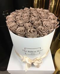 Aurorant Feelgoodontheoutside Feel Good On The Outside X Billion Roses Luxury Flowers Rose