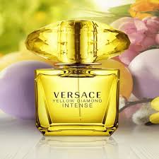 Yellow Diamond Intense Versace Yellow Diamond Intense Ist Eine Noch Ausdrucksvollere Interpretation Des Yellow Diamond Orig Perfume Art Yellow Diamond Perfume
