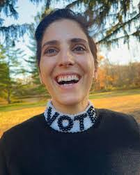 Letty Simon's Instagram, Twitter & Facebook