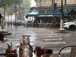 Samedi 3 juillet 2021, météo france a placé la capitale et le reste de la région en vigilance jaune. Meteo France Place Paris En Vigilance Jaune Orages Et Inondations Actu Paris