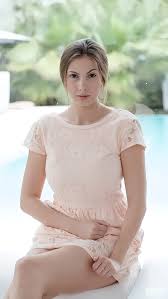 康妮·卡特- 抖音百科