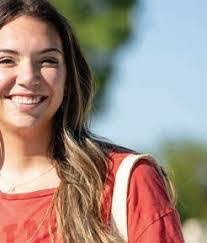 Alexis Sather's Instagram, Twitter & Facebook