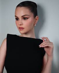 𝐼𝑠𝑎𝑏𝑒𝑙 𝐶𝑎́𝑐𝑒𝑟𝑒𝑠 🫧 (@_isabelhn)