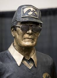 Hayden Fry statue unveiling at Fry Fest – University of Iowa Athletics