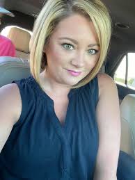 This makeup is simply amazing! I love how light and natural it is!!