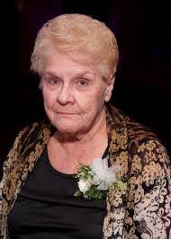 Diane Kosek's Instagram, Twitter & Facebook