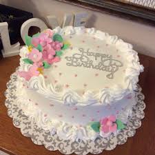 Simple Birthday Cake Design Ideas Pin By Irene F On Tartas Mia Simple Cake Designs Cake Decorating Videos Vintage Cake