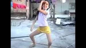Watch the full video | create gif from this video. Vine Quando Eu Vejo Uma Crianca Dancando Funk Youtube