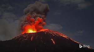 Remembering Krakatoa August 27 1883 Over Two Days In Late August 1883 Krakatoa An Uninhabited Island Near Indonesia Volcano Uninhabited Island Indonesia