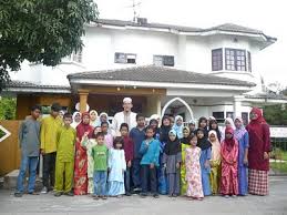 Translation of yatim piatu in english. Orphanage In Malaysia Rumah Anak Yatim Baitul Fitrah