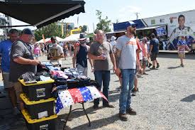 Todays nascar is nothing more than a dog and pony show of corporate greed. Nascar All Star Race Fans Don T Flock To Bristol Amid Covid 19 Fears
