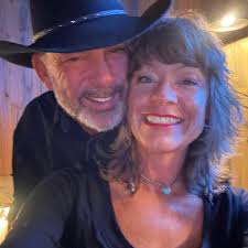 Where can I find the plastic piece to secure the power steering hose to the  support bracket