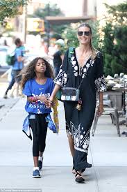 The america's got talent star wrote a sweet message alongside the adorable. Heidi Klum Holds Hands With Daughter Lou In New York City Daily Mail Online