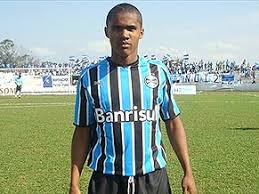 Manchester United Try To Take Douglas Costa On 20 Day Loan Pitaco Do Gringo S Brazilian Football Site