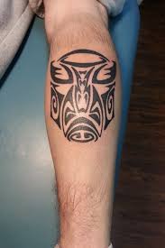 In fact, this is the commonly seen on the tattoo in all places. Simple Small Leg Tattoos For Guys Tattoo Designs Ideas