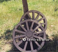 I Z M I R S T R A F O R On Instagram Atarabasi Kovboytema Kovboykonsept Ciftlikdekor Vintagedekor Vintagevitrin Vitrindekor Sahnede Weight Plates