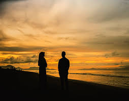 Annisa dan ali, sepasang kekasih yang ingin melakukan sesi photo prewedding di sabang bersama reza, fotographer sewaan mereka. Search Projects Photos Videos Logos Illustrations And Branding On Behance