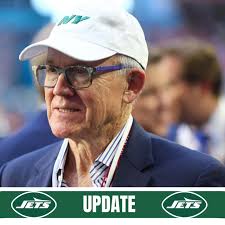 Damien Woody goes off