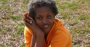 Lock-Away Monalisa aka Silverlocks and Chloe's Sisterlock (tm) Journey:  About Me