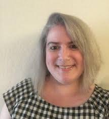 Laura Amodeo's Instagram, Twitter & Facebook