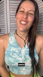 No es la sonrisa externa, la que nos enciende la vida. , Es la falta de  conexión a esa sonrisa interior, que nos infecta y opaca los días!, Es en  la chispa interior decidida, que los días nos brindan ...