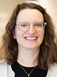 Megan Mccarty's Instagram, Twitter & Facebook