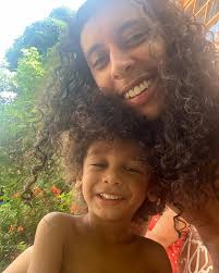 Kim Oliveira (@kimderovo) • Instagram photos and videos