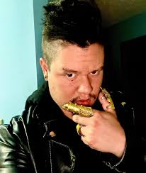 Devin Valentine💀🩸🌹🎸🤘 personal account