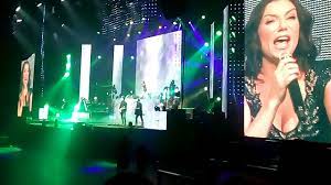 A koncertek különlegessége, hogy régi és új dalaii teljesen új hangszerelésben szólalnak meg. Ruzsa Magdi Koncert A Budapest Arenaba Eden 2018 02 23 Youtube