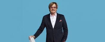 Nun verraten wir, wer neben. Promi Big Brother Diese Acht Kandidaten Schiesst Sat 1 Ins All Heike Maurer Melanie Muller Und Co Wagen Sich Ins Weltraumabenteuer Tv Wunschliste