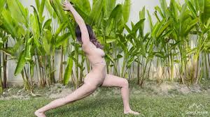 nude yoga - outdoor tropical full body flow | yoga with grey