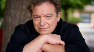 34 couples de vedettes québécoises qui nous font croire en l'amour