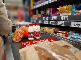 Всички артикули се предлагат без декорация. Programul Supermarketurilor De SÄrbÄtori Magazin SÄlÄjean